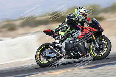 media/Oct-30-2025-Racers Edge (Thu) [[dabbdaf680]]/3-B Group/Session 5 (Turn 6)/